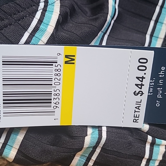 AQUA-COUTURE WOMANS BLACK STRIPED BATHING SWIM SUIT TOP SIZE MEDIUM - Picture 8 of 9